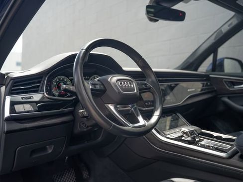 Used 2023 Audi Q7 2.0T Premium Plus w/ Premium Plus Package AWD/4WD image 4