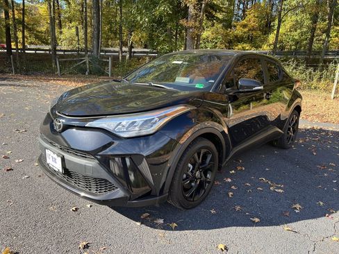 Used 2022 Toyota C-HR Nightshade image 7