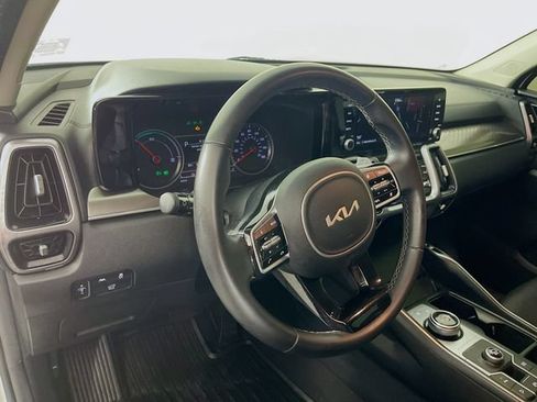Used 2022 Kia Sorento EX FWD image 10
