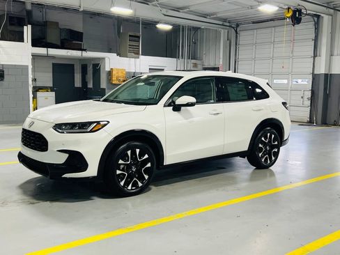 New 2026 Honda HR-V EX-L image 13