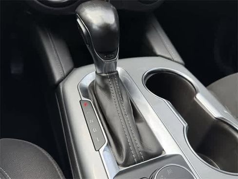 Used 2019 Chevrolet Blazer LT image 19