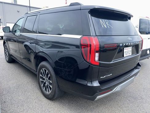 Used 2025 Ford Expedition Max Platinum AWD/4WD image 11
