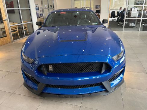 Certified 2017 Ford Mustang Shelby GT350 w/ Convenience Package RWD image 2