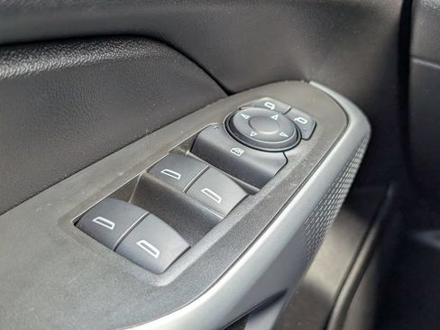 Used 2025 Chevrolet Trax LS w/ LS Convenience Package FWD image 23