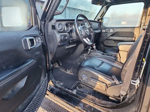 Used 2023 Jeep Wrangler Sahara w/ Cold Weather Group image 10