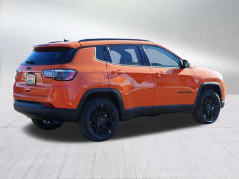 New 2026 Jeep Compass Latitude w/ Sun and Sound Group image 7