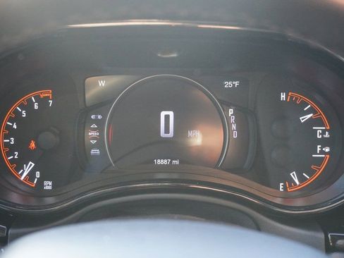 Used 2023 Dodge Durango GT image 16