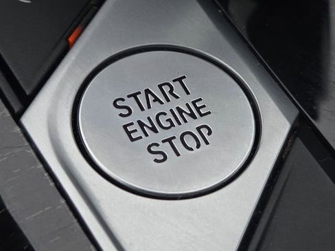 Used 2021 BMW 330i xDrive Sedan w/ Convenience Package image 21