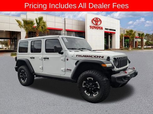 Used 2025 Jeep Wrangler Unlimited Rubicon w/ Safety Group AWD/4WD image 1