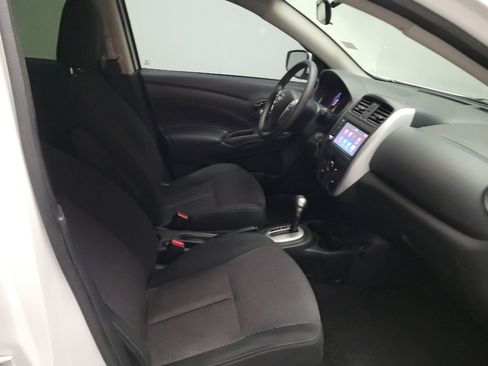 Used 2019 Nissan Versa SV FWD image 21