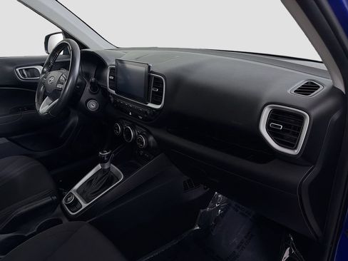 Used 2023 Hyundai Venue SEL FWD image 30