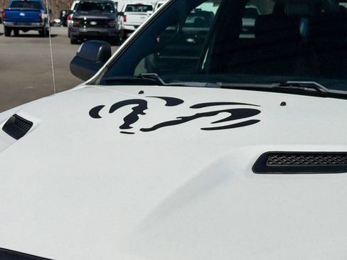 Used 2017 RAM 1500 Rebel w/ Luxury Group image 9