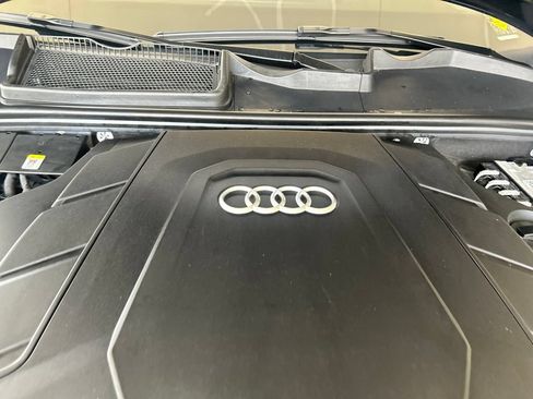 Used 2025 Audi Q7 3.0T Premium Plus w/ Premium Plus Package AWD/4WD image 16