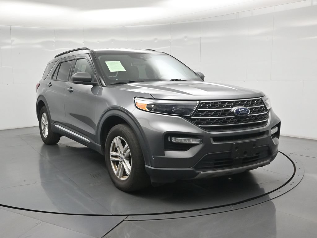 Certified 2021 Ford Explorer XLT w/ Equipment Group 202A AWD/4WD image 24