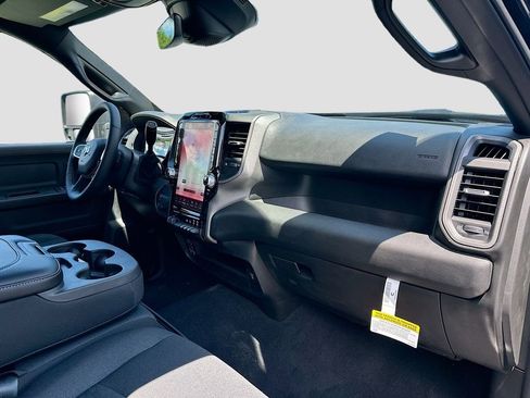 New 2025 RAM 2500 Tradesman image 33
