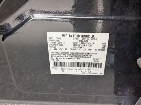 Used 2017 Lincoln MKX Reserve image 32