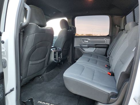 Used 2021 RAM 1500 Big Horn image 12