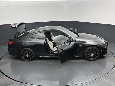 Used 2022 BMW M4 Coupe RWD image 18