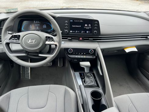 New 2026 Hyundai Elantra Sport image 22