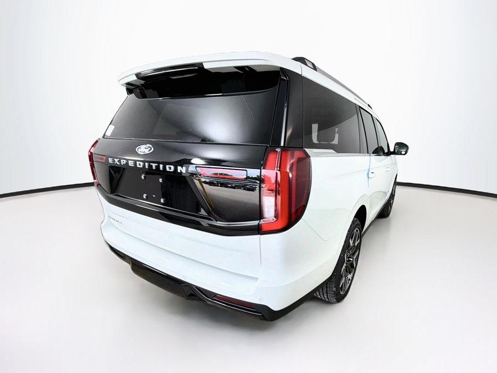 New 2027 Ford Expedition Platinum w/ Platinum Ultimate Package AWD/4WD image 5