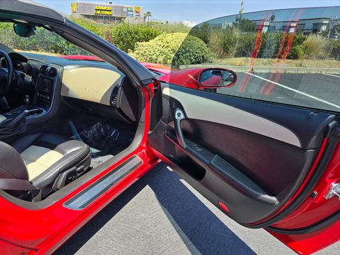 Used 2009 Chevrolet Corvette Convertible w/ Preferred Equipment Group RWD image 47