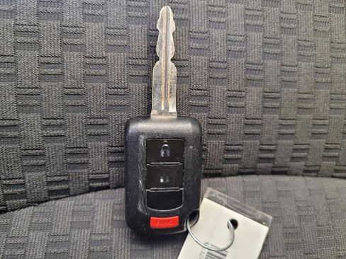 Used 2020 Mitsubishi Mirage SE image 32