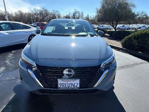 Used 2025 Nissan Sentra SV w/ All-Weather Package image 8