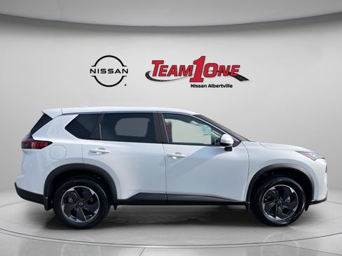 New 2026 Nissan Rogue SV w/ Cold Weather Package image 9