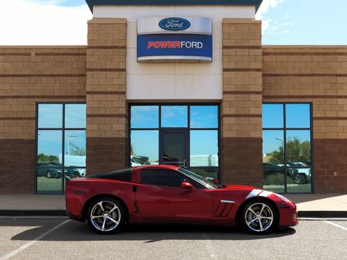 Used 2011 Chevrolet Corvette Grand Sport w/ Preferred Equipment Group RWD image 5
