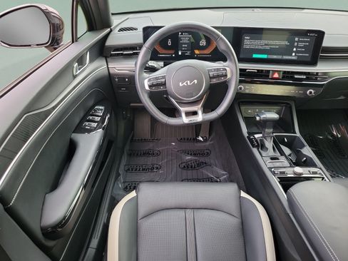 Certified 2025 Kia K5 GT-Line FWD image 9