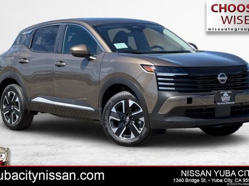 New 2025 Nissan Kicks SV image 1