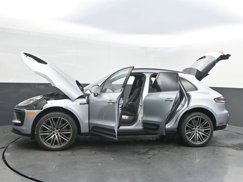 New 2026 Porsche Macan image 53