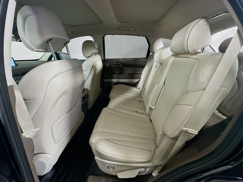 Used 2024 Genesis GV80 3.5T w/ Advanced Package image 29