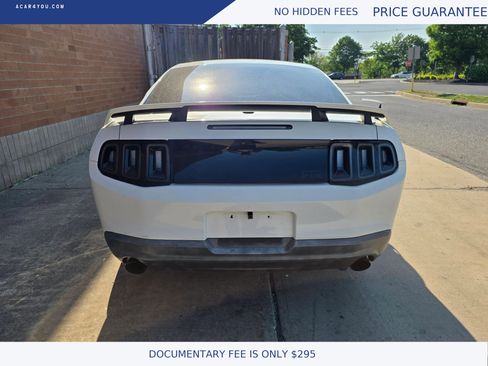 Used 2010 Ford Mustang GT Premium RWD image 11