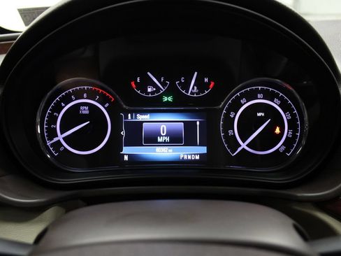 Used 2016 Buick Regal FWD image 11