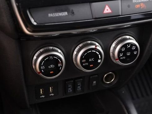 Used 2024 Mitsubishi Outlander Sport SE AWD/4WD image 18