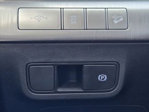 Certified 2025 Hyundai Kona SEL image 22