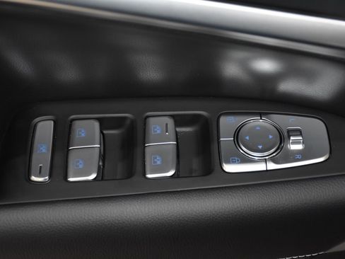 New 2026 Genesis G70 2.5T RWD image 18