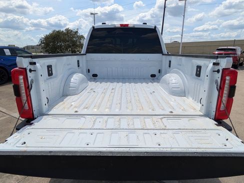 Used 2024 Ford F250 Lariat image 27