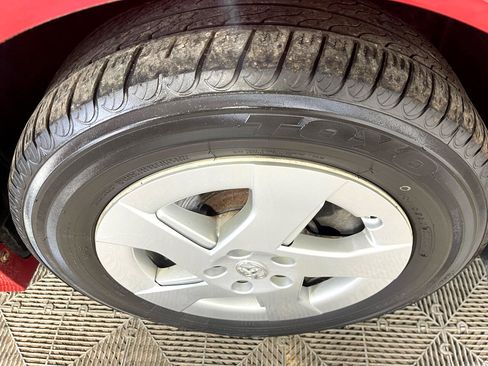 Used 2011 Toyota Prius Three image 10