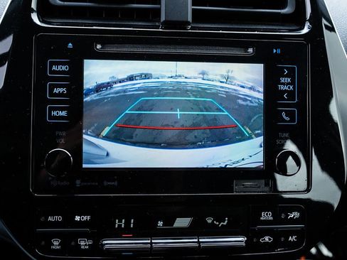 Used 2016 Toyota Prius Three image 30