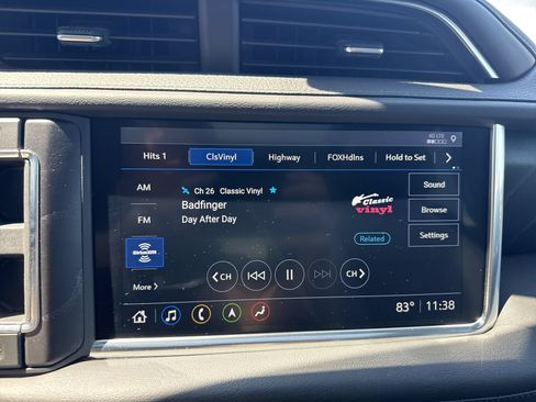 Used 2021 GMC Yukon Denali AWD/4WD image 13