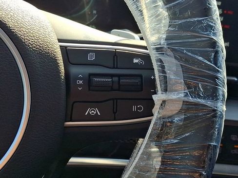 Used 2023 Kia Sportage EX w/ EX Premium Package AWD/4WD image 25