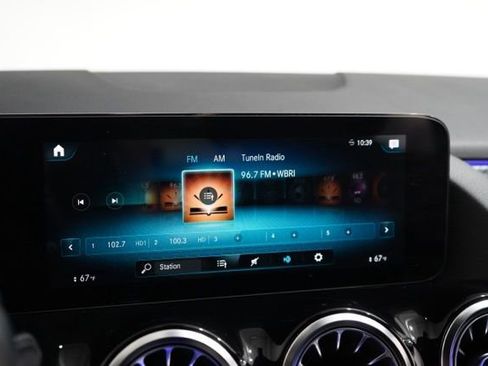 Used 2022 Mercedes-Benz GLA 250 4MATIC image 26