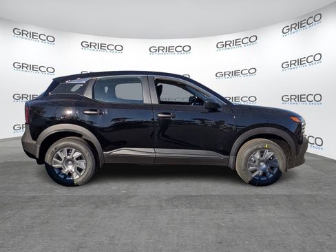 New 2026 Nissan Kicks S image 8