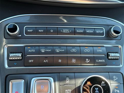 Used 2023 Hyundai Santa Fe Calligraphy w/ Cargo Package image 17