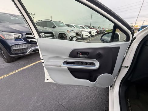 Used 2013 Toyota Prius C Two FWD image 11