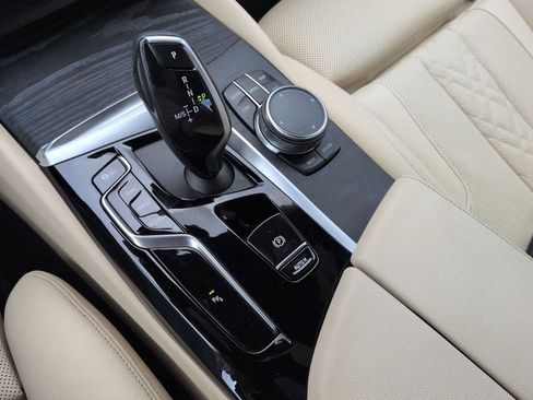 Used 2023 BMW 530i xDrive w/ Premium Package AWD/4WD image 35