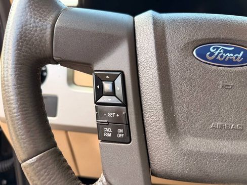 Used 2011 Ford F150 Lariat w/ Lariat Plus Pkg RWD image 27