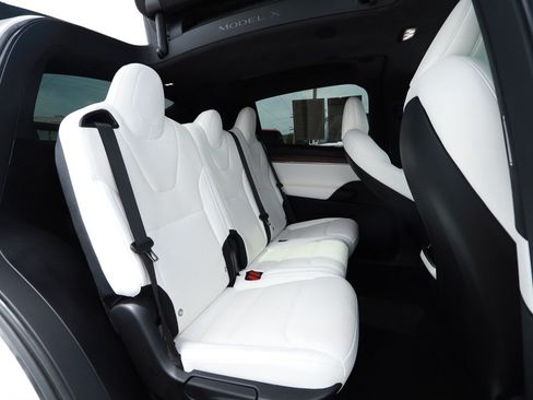 Used 2022 Tesla Model X AWD/4WD image 23